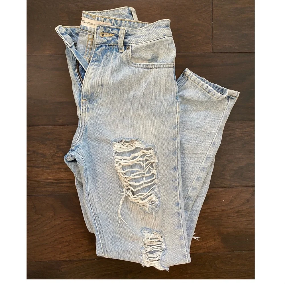 ASOS Ripped Jeans - Picture 1 of 3